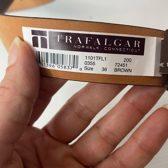 Trafalgar Potomac Brown Italian Leather Belt size 36 NWT - Picture 3 of 9